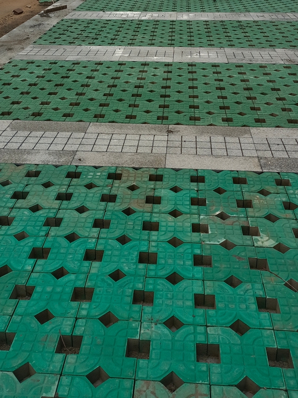 八字植草砖生产